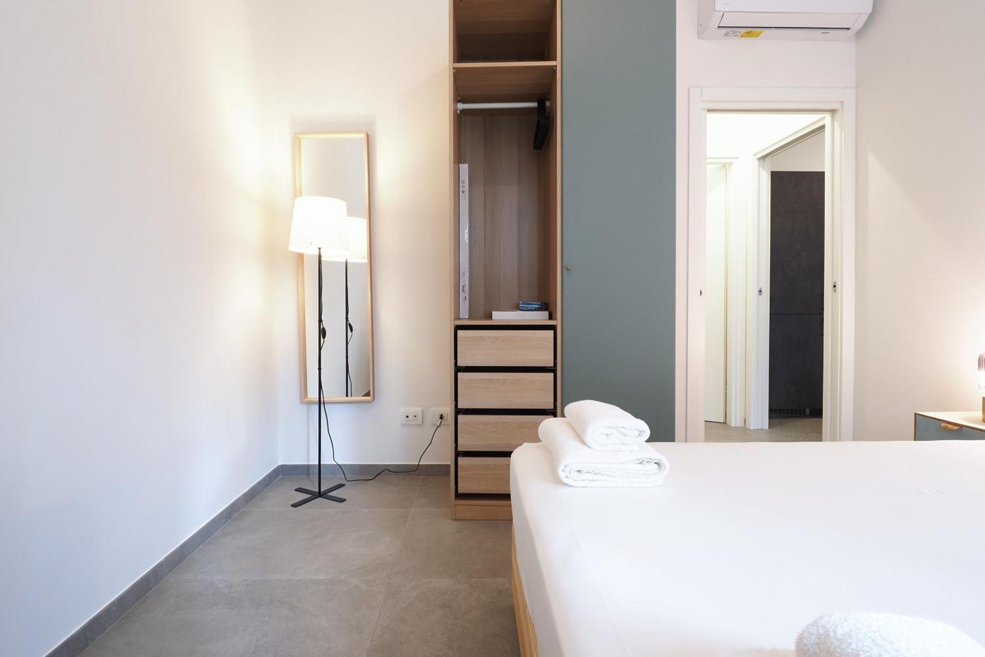 Mila Apartments Fiera มิลาน ภายนอก รูปภาพ